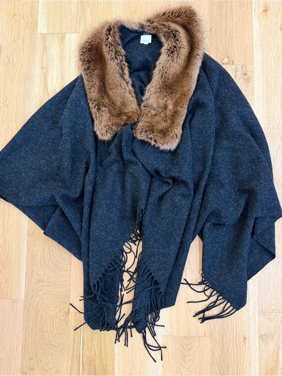 J. Crew Accessories - J.Crew Wool Poncho Cape Faux-Fur Collar Fringe One Size H3797